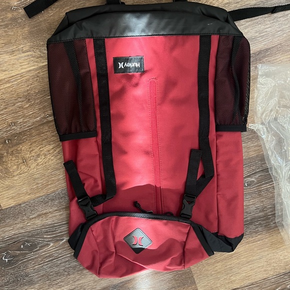 Hurley Men's Backpack in Red and Black - Picture 1 of 4